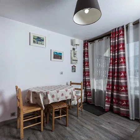 Studio Tignes, Studio Flat, 4 Persons - Fr-1-502-86 * Tignes